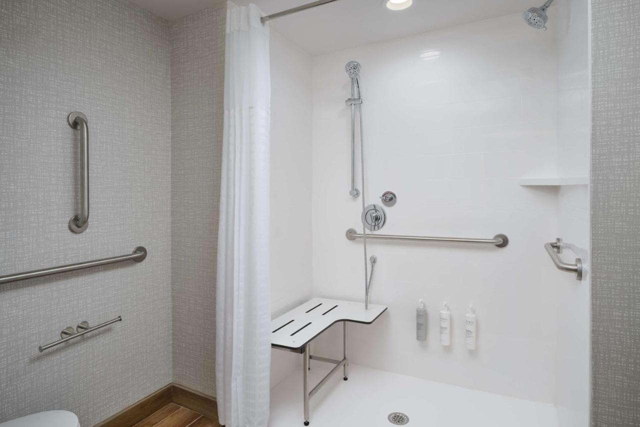 Hampton Downtown 3* Towson